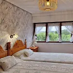Cosma House Guest house