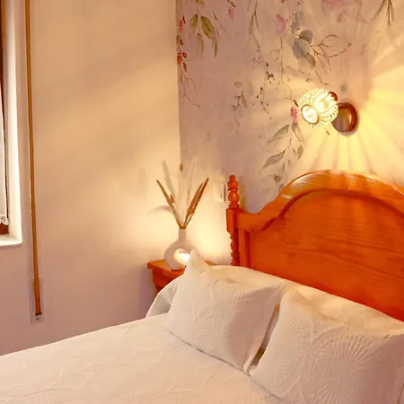 Cosma House Gasthuis Hinojedo