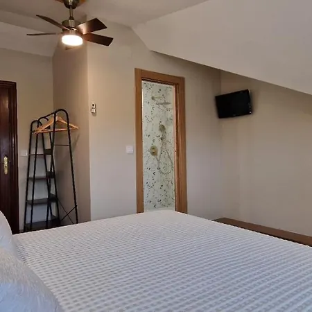 Cosma House Gasthuis 3*