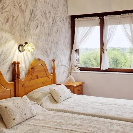 בית הארחה Cosma House Hinojedo