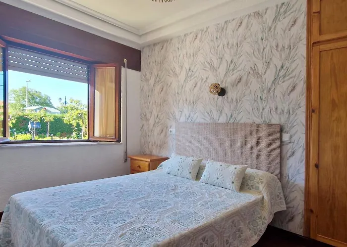 Pensión Cosma House Hinojedo