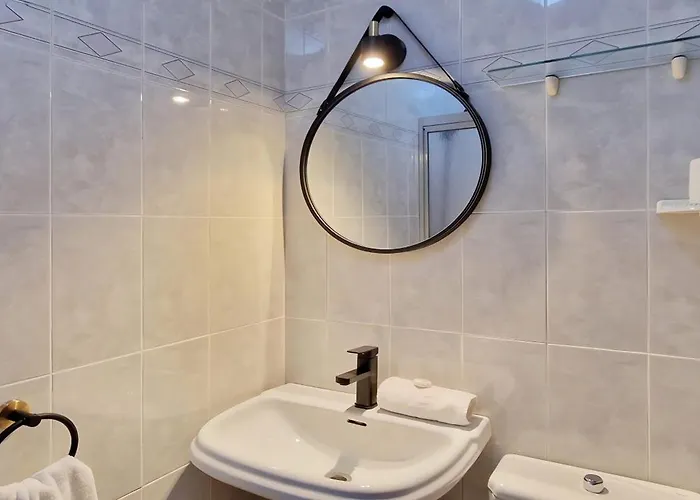 Cosma House Gæstehus 3*