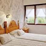 Pensión Cosma House Hinojedo