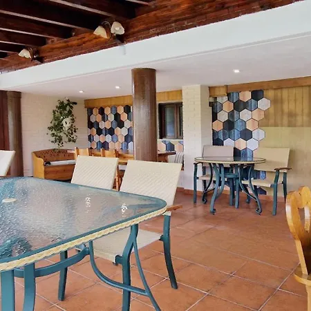 Cosma House